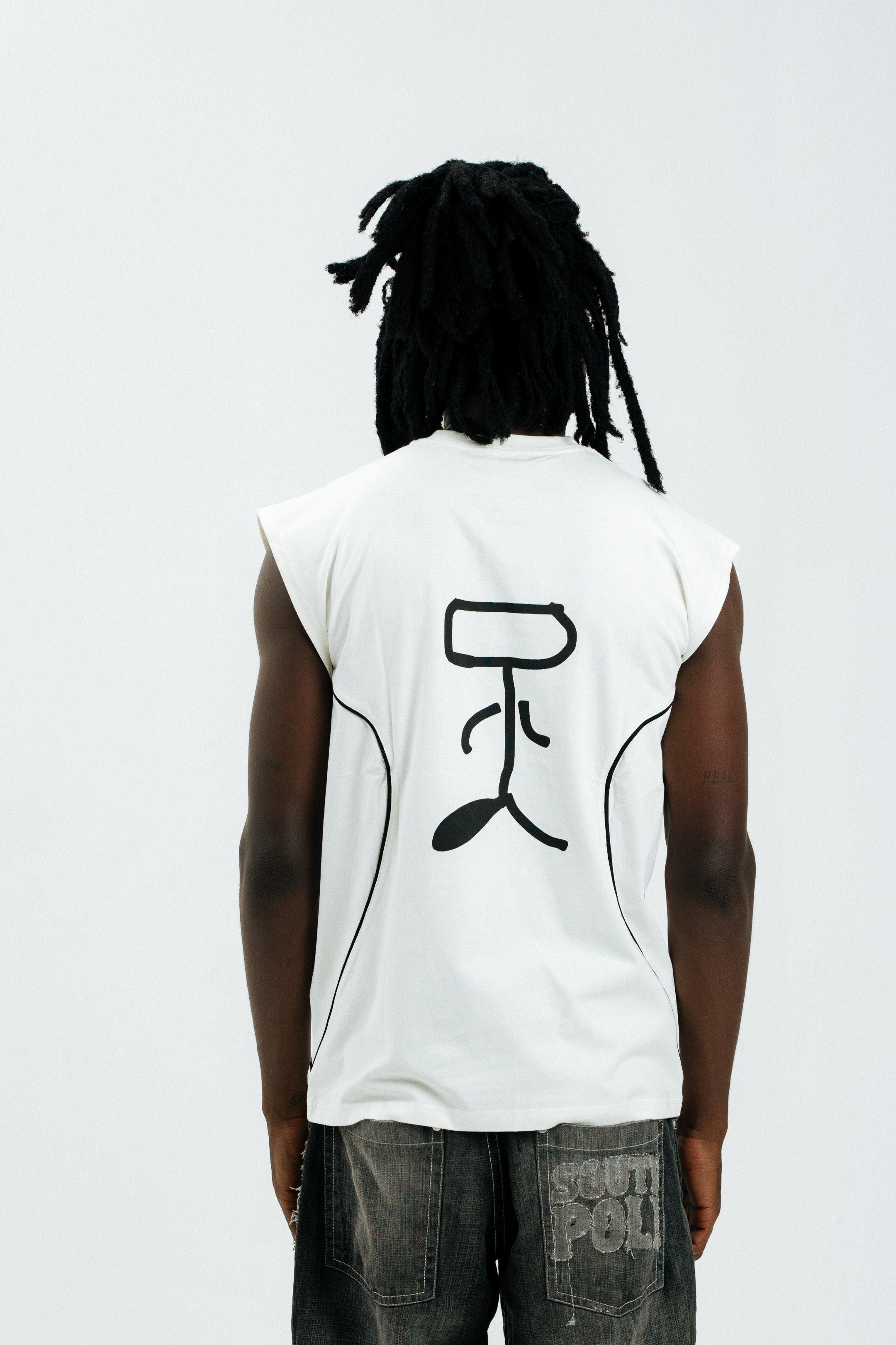 97 URBAN CURVED CREAM TANK TOP