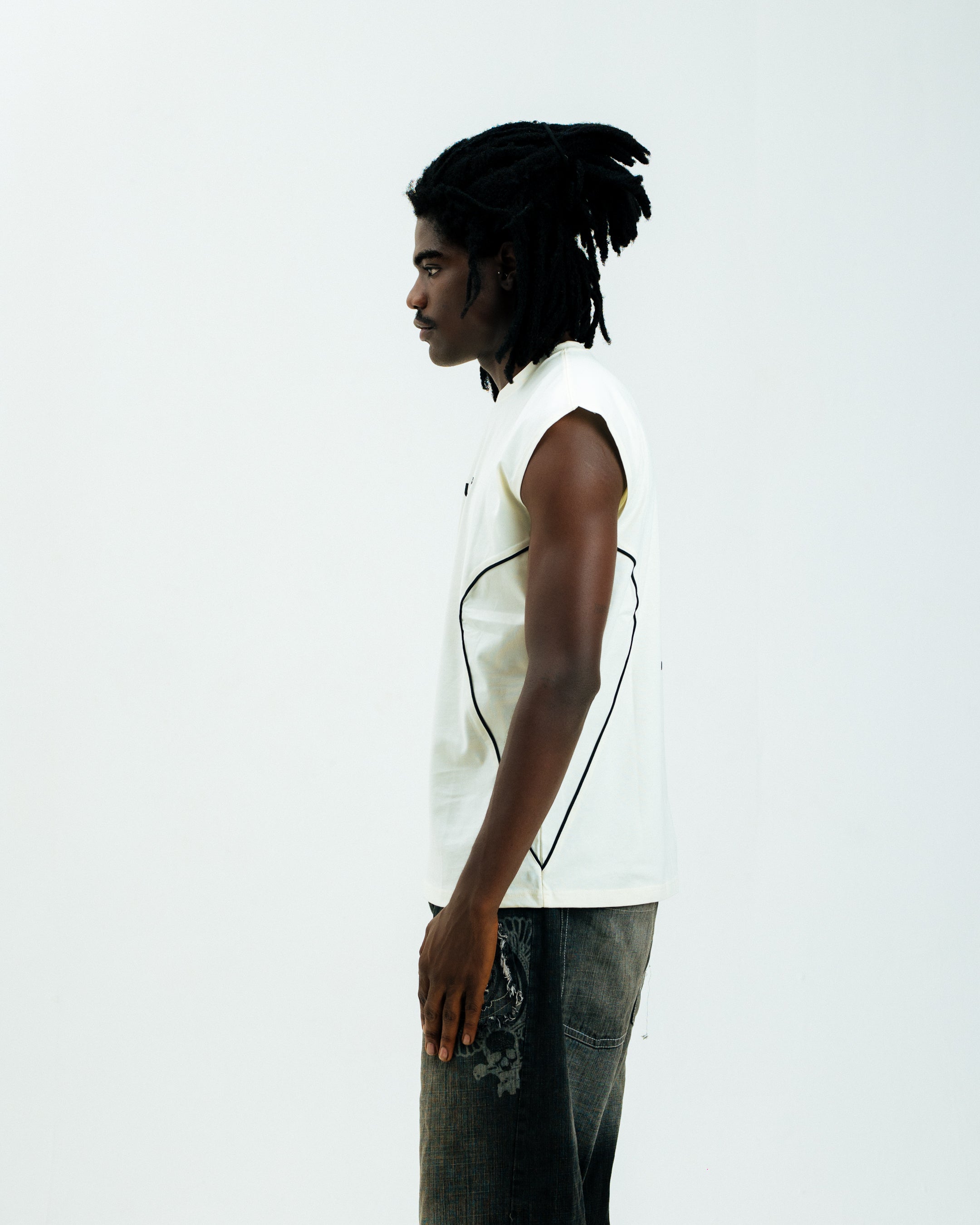 97 URBAN CURVED CREAM TANK TOP