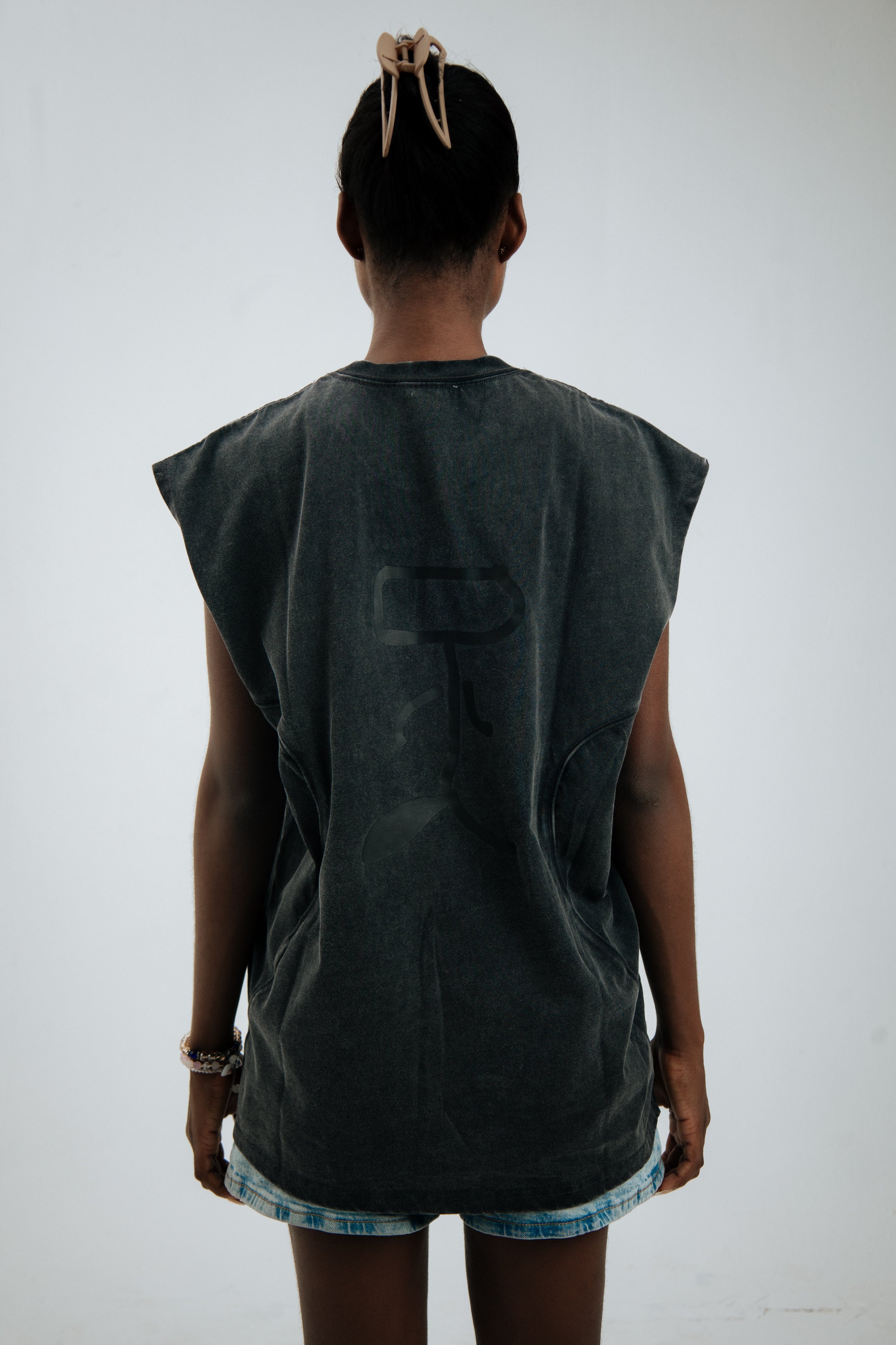 97 URBAN CURVED WASHED TANK TOP