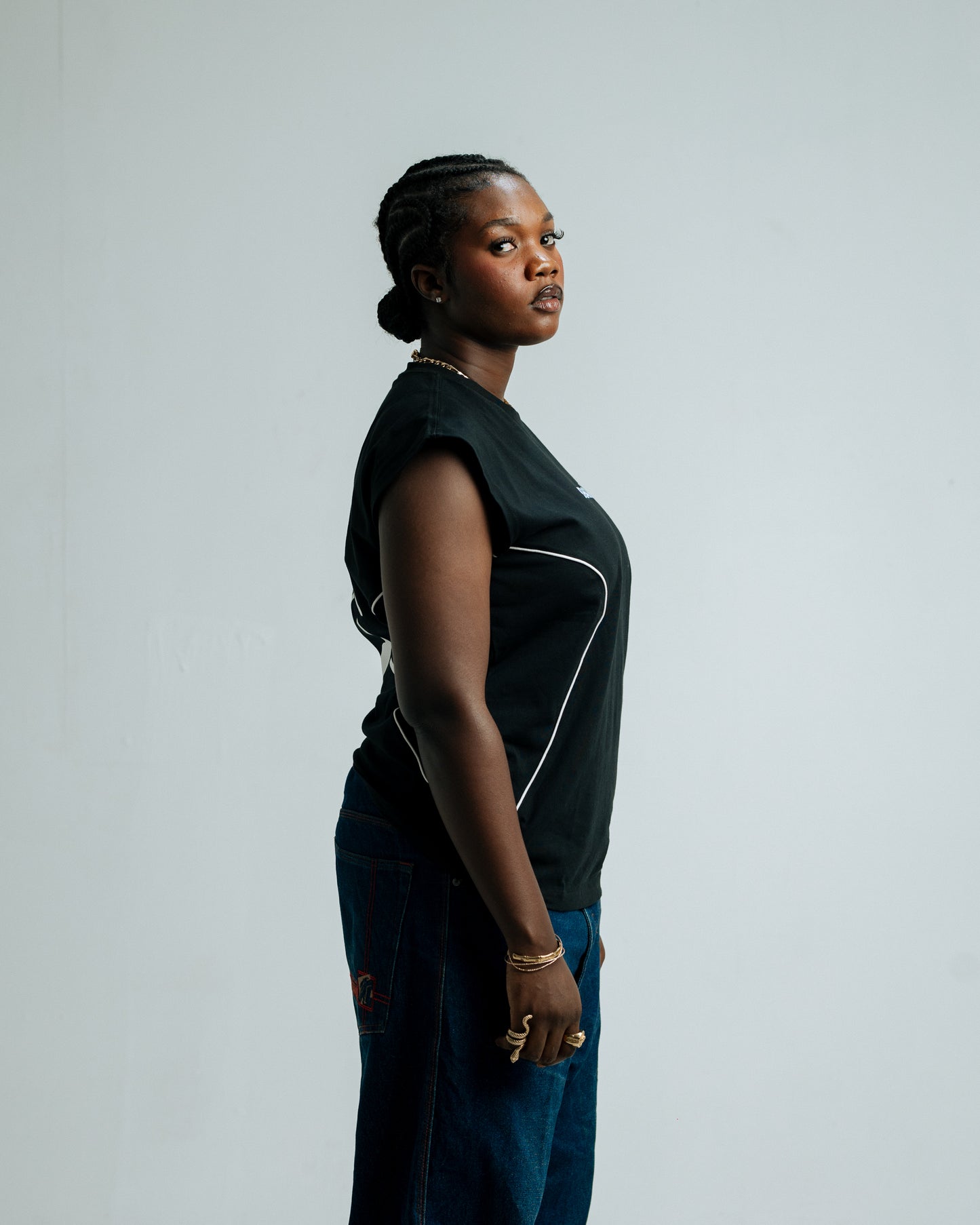 97 URBAN CURVED BLACK TANK TOP